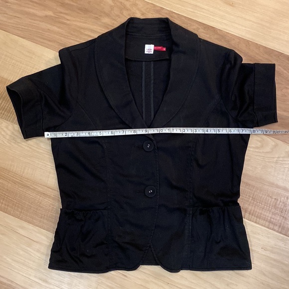 TABLE EIGHT Black Short Sleeved Blazer - Picture 7 of 9